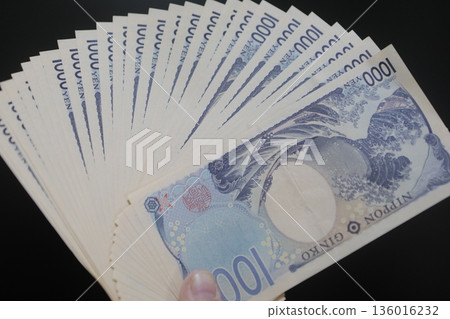 cash 136016232