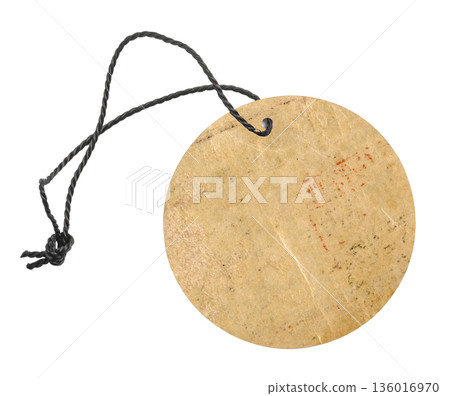Hanging round grunge paper tag with string 136016970