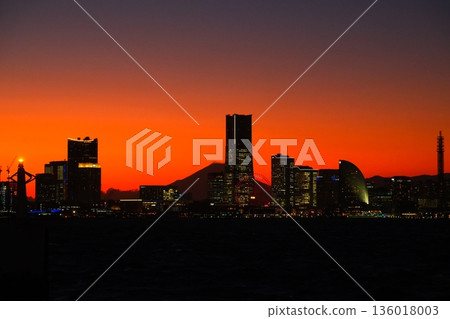 橫濱港未來的黃昏 136018003