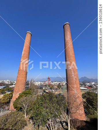 原三井田川礦業公司伊田礦坑1號和2號煙囪 原三井田川礦業公司伊田礦坑1號和2號煙囪 136018614