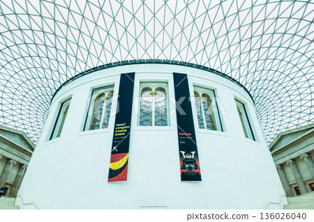 British Museum Entrance Plaza Great Court British Museum Entrance Plaza Great Court 136026040