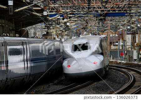 貫穿日本交通要道! !東海道新幹線N700A~米原站 貫穿日本交通要道! !東海道新幹線N700A~米原站 136026373