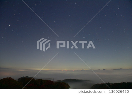 A sea of clouds spreading across the Hitachi Plateau from Sannozan Observatory (tower) 136026450