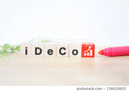 利用 iDeCo 進行資產建置。圖示為累計投資額的上升曲線。 136026603