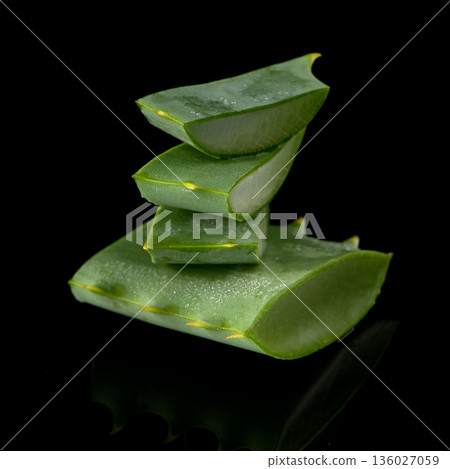 Sliced aloe leaf Sliced aloe leaf 136027059
