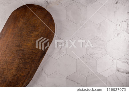 Wooden cutting board 136027073