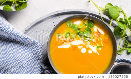 Healthy Pumpkin soup 136027366