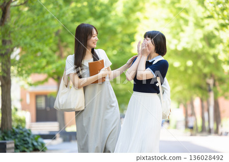 大學生 136028492