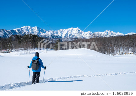 中山高原雪地健行（北阿爾卑斯山景色） 136028939