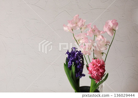 Hyacinths and cut flowers 136029444