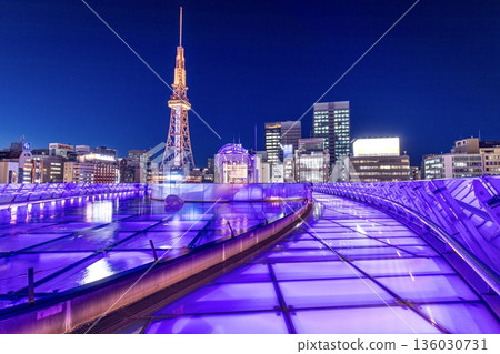 Night view of Oasis 21 and Chubu Electric Power Mirai Tower in Nagoya Night view of Oasis 21 and Chubu Electric Power Mirai Tower in Nagoya 136030731