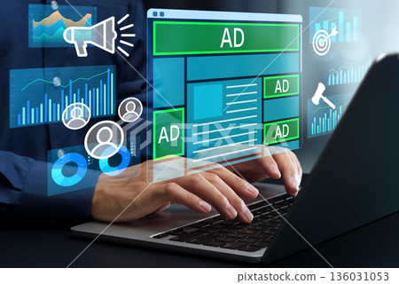 廣告分析與效果衡量。程序化廣告管理。利用筆記型電腦進行行銷，優化廣告成效。 136031053