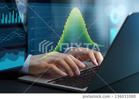 使用常態分佈進行資料分析。統計建模和機率分佈。使用筆記型電腦分析業務數據。 136031080