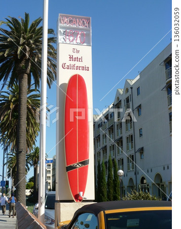 Santa Monica, Los Angeles 136032059