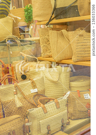 聖塞巴斯蒂安，海景城市，港口小鎮，仲夏，西班牙 136033366