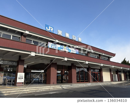JR Miyajimaguchi Station_Miyajima sightseeing base station_Miyajima sightseeing entrance_JR 136034810