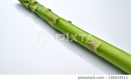 蘆筍充分利用空間：早春種植的新概念 136034911