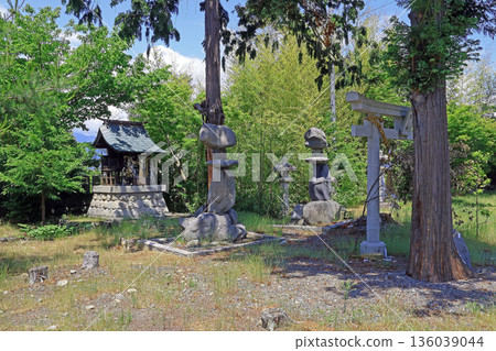熊倉春日神社（安曇野） 136039044