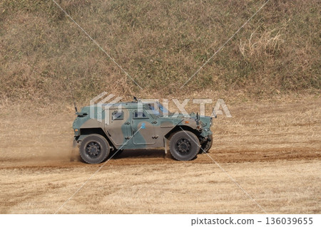 演習中的輕型裝甲車輛 演習中的輕型裝甲車輛 136039655