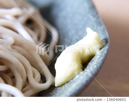 在家吃蕎麥麵（配芥末） 136040601