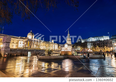 倫敦特拉法加廣場與國家美術館 136040602