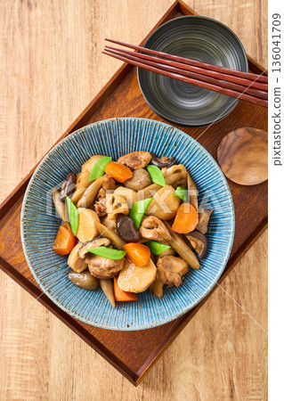 Chikuzen-ni chicken and root vegetables (a hearty stew) 136041709