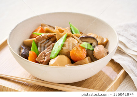 Chikuzen-ni chicken and root vegetables (a hearty stew) 136041974