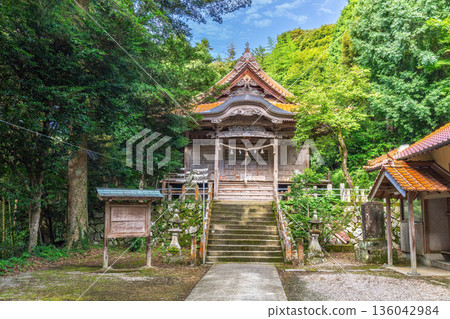 Toda Kushimoto Shrine Toda Kushimoto Shrine 136042984