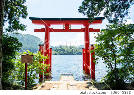 箱根神社，深受外國遊客歡迎的能量補給地 136045528
