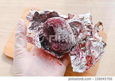 烤甜菜和冷凍甜菜 136045700