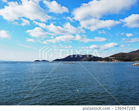 2026年元旦,從室津漁港看到的播磨灘 2026年元旦,從室津漁港看到的播磨灘 136047285