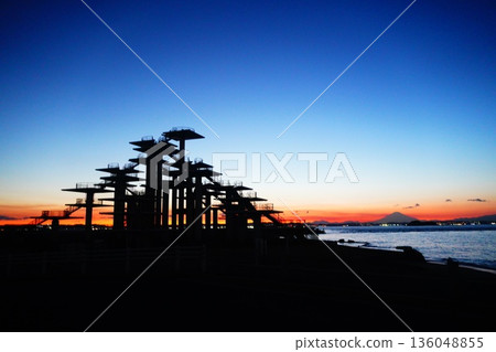 Evening view over Tokyo Bay from Cape Futtsu 136048855