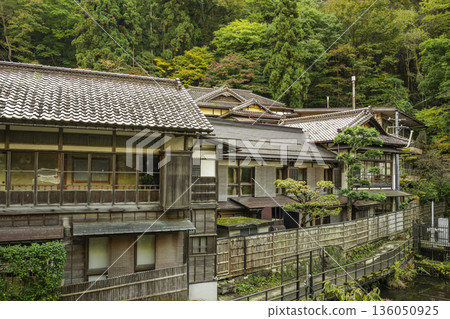Aizu Higashiyama Hot Springs Town, Yukawa, Aizuwakamatsu City, Fukushima Prefecture 136050925