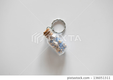 Star sand keychain in a small bottle Star sand keychain in a small bottle 136051311
