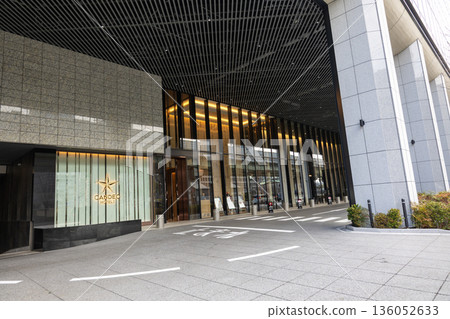 大阪坎蒂奧飯店塔樓一層車道入口(攝於2026年1月) 大阪坎蒂奧飯店塔樓一層車道入口(攝於2026年1月) 136052633