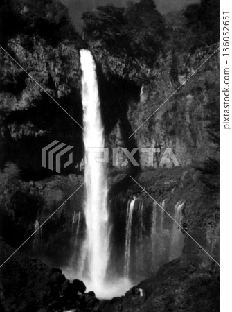 Old photo of Kegon Falls in Nikko, 1953-1954 Old photo of Kegon Falls in Nikko, 1953-1954 136052651