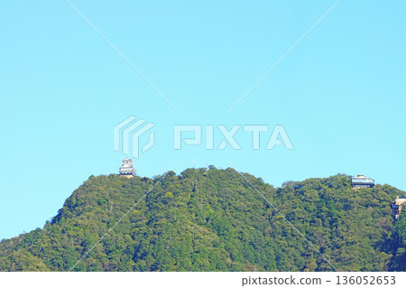 岐阜城,位於岐阜縣岐阜市金華山頂上 岐阜城,位於岐阜縣岐阜市金華山頂上 136052653