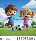 兩個孩子，一男一女，正在足球場上追逐一顆球。 136053091