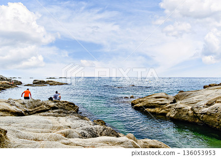 Beautiful seascape of the Cami de Ronda coastal path on the Costa Brava, from Platja d'Aro to Sant Antoni de Calonge. Cala del Pi Beautiful seascape of the Cami de Ronda coastal path on the Costa Brava, from Platja d'Aro to Sant Antoni de Calonge. Cala del Pi 136053953