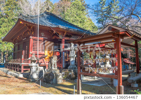 阿古山東造寺正殿及庭院,以及算命紙條 阿古山東造寺正殿及庭院,以及算命紙條 136054467