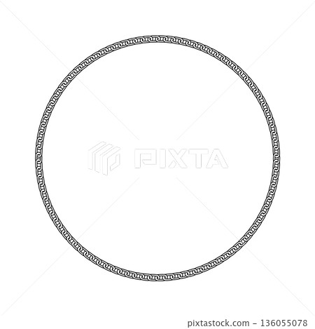 Black circular frame made of chain, empty inside, without background. 136055078