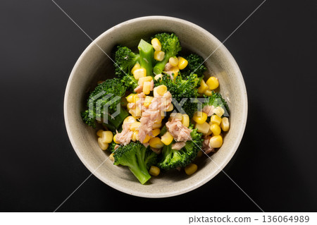 Tossed salad (broccoli, tuna, corn) 136064989