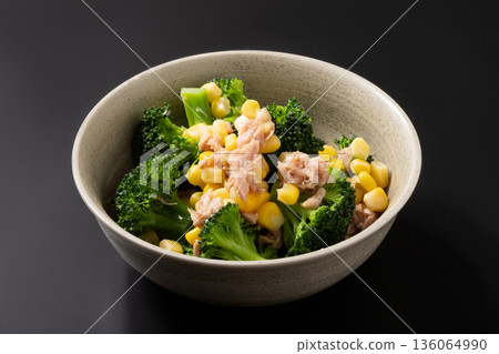 Tossed salad (broccoli, tuna, corn) 136064990