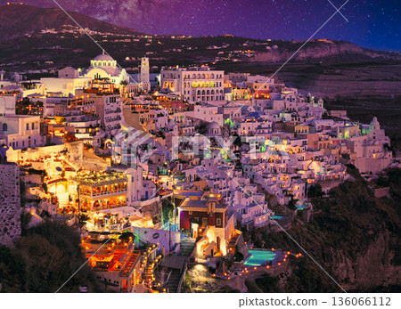 Night view of the white townscape of Suntory Island, standing on a cliff Night view of the white townscape of Suntory Island, standing on a cliff 136066112
