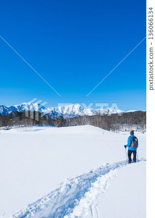 中山高原雪地健行(北阿爾卑斯山景色) 中山高原雪地健行(北阿爾卑斯山景色) 136066134