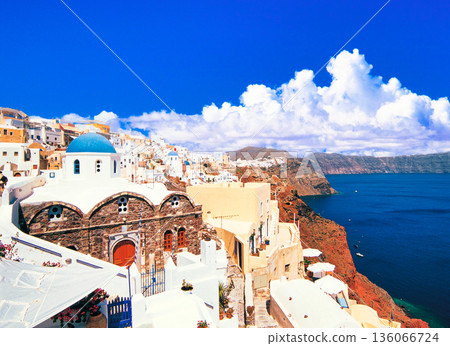 The white cityscape of Santory Island perched on a cliff The white cityscape of Santory Island perched on a cliff 136066724