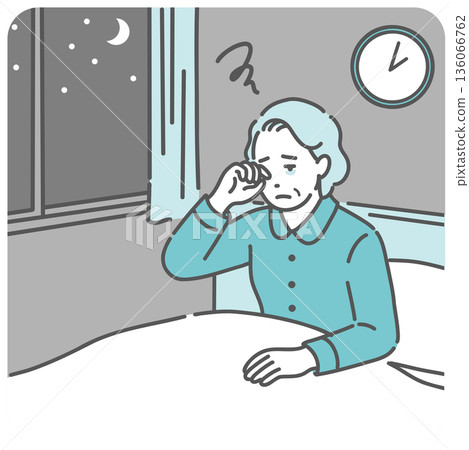 插圖描繪了一位老婦人在半夜醒來後無法入睡(失眠、半夜醒來、失智症) 插圖描繪了一位老婦人在半夜醒來後無法入睡(失眠、半夜醒來、失智症) 136066762
