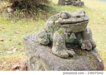 石蛙飾品 136075042