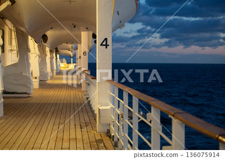 cruise 136075914