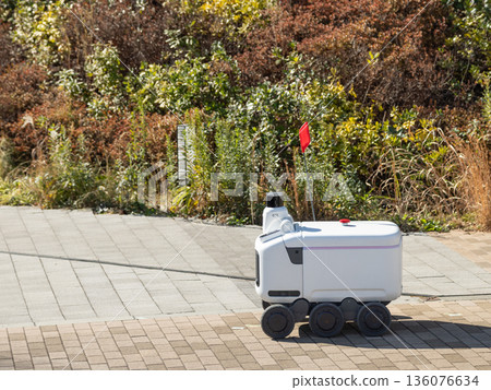 自主配送機器人 自主配送機器人 136076634